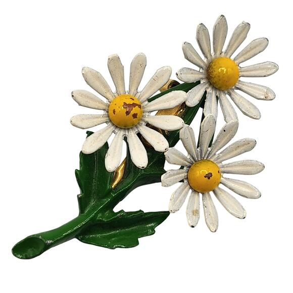 Vintage Mid-Century Enamel Daisy Flower Pin White Yellow Green 1950s Brooch - Picture 1 of 3